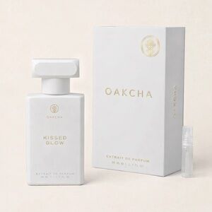 Oakcha Kissed Glow Perfume sample - 5 ml
